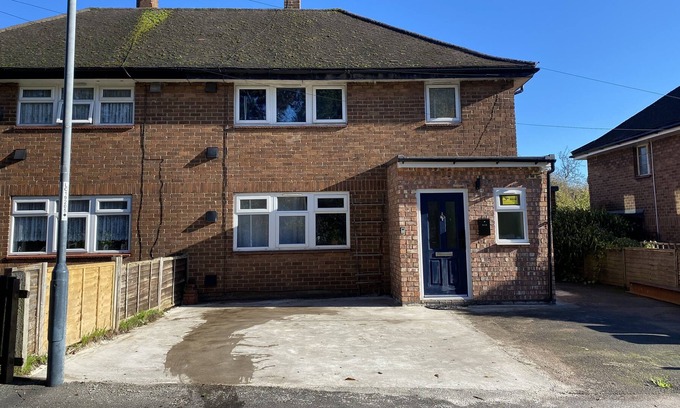 Derby House | Nice 5 bedrooms house with 6 double beds and 2 single beds