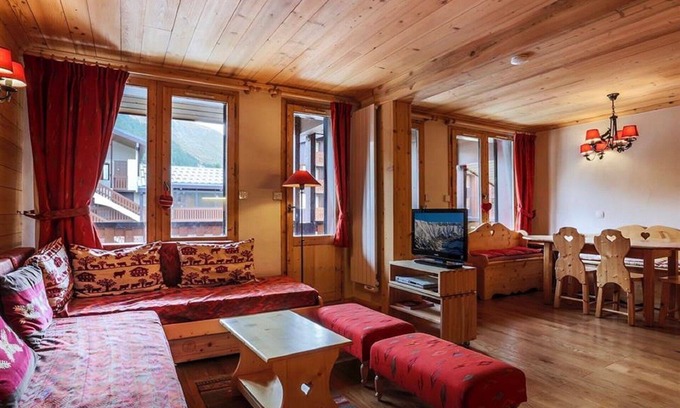 Val-d'Isere Apartment | Nice and cosy apartment near the slopes and resort center