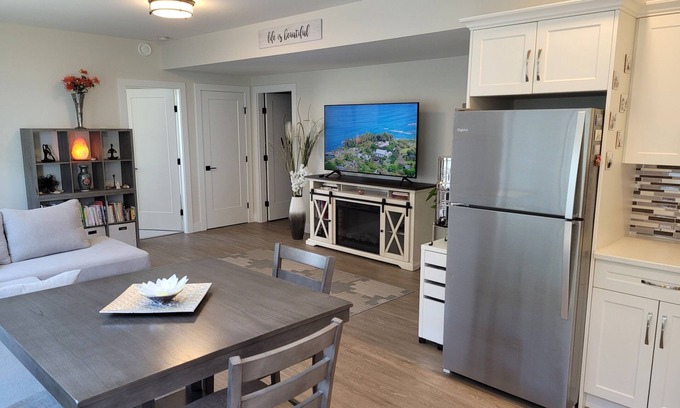 Rutland Apartment | Nice and cozy, ground floor walk in suite in new home