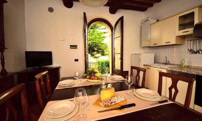 Ponte di Gabbiano Apartment | Nice apartment for 3 people with A/C, WIFI, pool, TV, pets allowed and parking, close to Siena