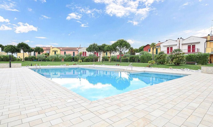 Aprilia Marittima Apartment | Nice apartment in Aprilia Marittima