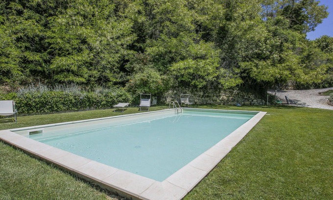 Sesto Fiorentino Villa | Nice apartment in villa for 3 guests with pool, WIFI, TV and pets allowed