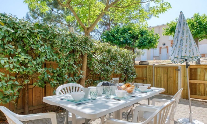 Carcans Plage Apartment | Nice apartment for 6 people with WIFI, TV, terrace and parking