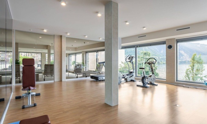 Montreux Apartment | Nice apartment for 2 people with pool, WIFI, A/C, TV, terrace, panoramic view and parking