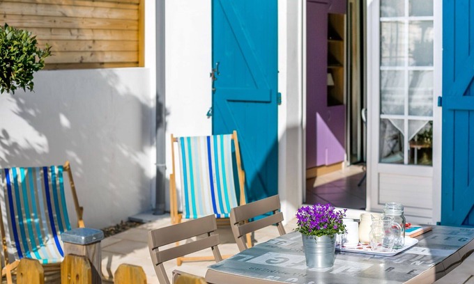 Guethary Apartment | Nice apartment for 2 people with A/C, WIFI, TV, terrace and parking