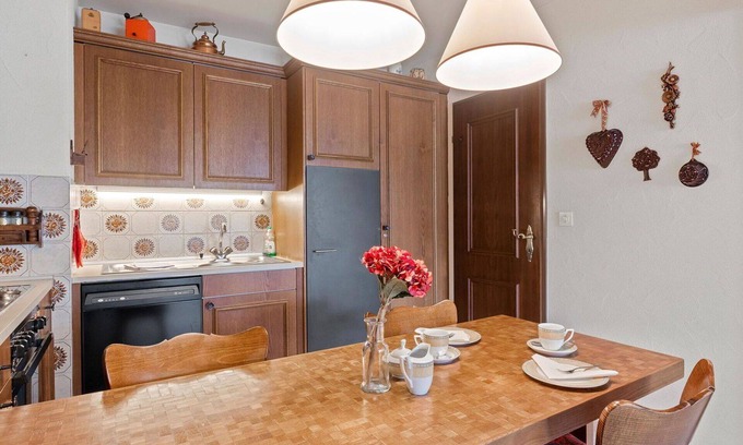 Parpan Apartment | Nice apartment for 3 guests with TV and balcony