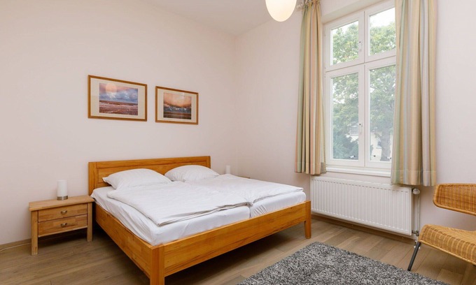 Ostvorpommern Apartment | Nice apartment for 4 guests with WIFI, TV and balcony