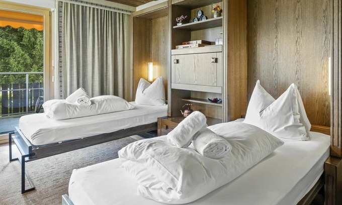Parpan Apartment | Nice apartment for 4 guests with TV and balcony
