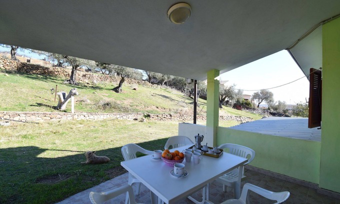 Budoni Apartment | Nice apartment for 4 guests with WIFI, TV, veranda and panoramic view