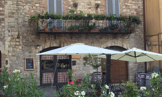 Todi Apartment | Nice apartment for 4 people with A/C, WIFI, TV, patio and panoramic view