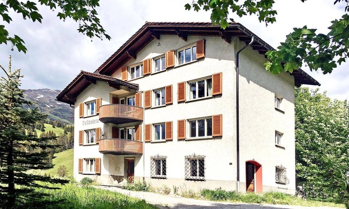 Parpan Apartment | Nice apartment for 6 guests with WIFI, TV and balcony