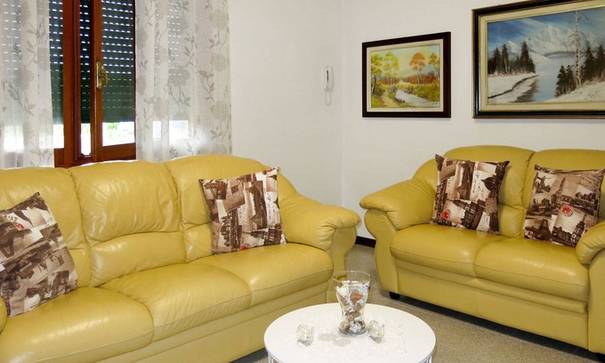 Passarella di Sotto Apartment | Nice apartment for 6 people with WIFI, TV, patio and pets allowed