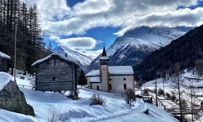 Saas Grund Apartment | Nice apartment for 7 guests with WIFI, TV and balcony