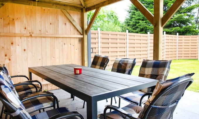 Oberndorf Apartment | Nice apartment for 4 guests with WIFI, TV, patio and parking