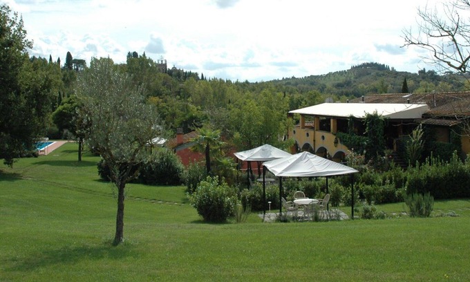 Castelfiorentino Apartment | Nice apartment for 4 people with pool, WIFI, TV and parking
