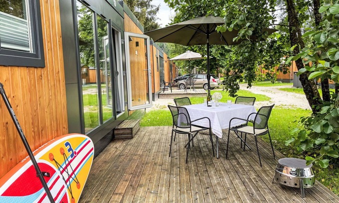 Riedenburg House | Nice apartment in villa for 4 guests with A/C, WIFI, TV, terrace, pets allowed and parking