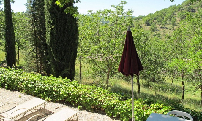 Puimichel Villa | Nice apartment in villa for 4 guests with WIFI, patio, pets allowed, panoramic view and parking