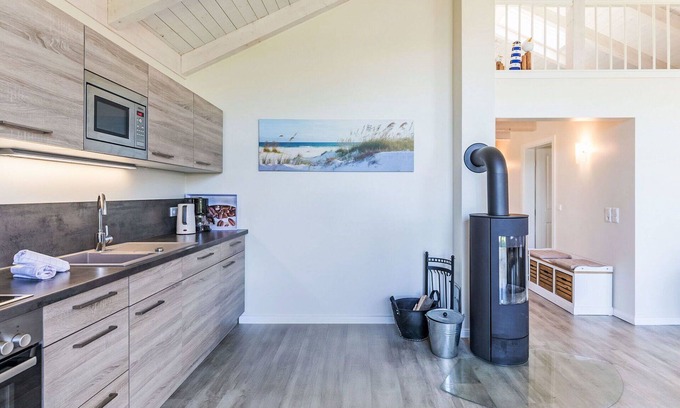 Dagebuell House | Nice apartment in villa for 4 guests with WIFI, TV, terrace, pets allowed and parking