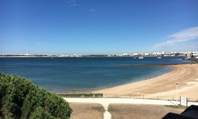 La Rochelle Apartment | Nice apartment with magnificent views of sea , beach and La Rochelle Perthuis