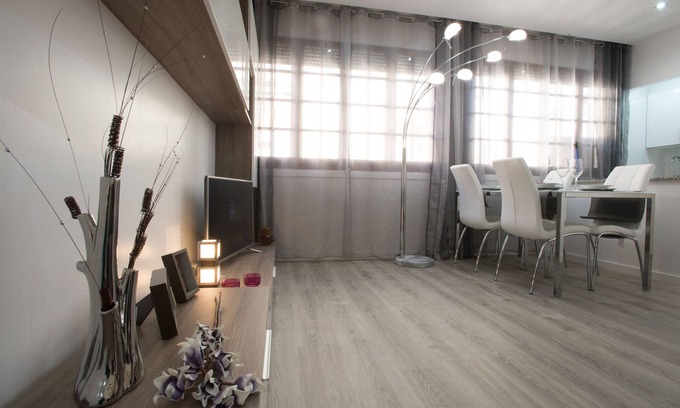 Gracia Apartment | Nice & Cozy Apartment in Gracia
