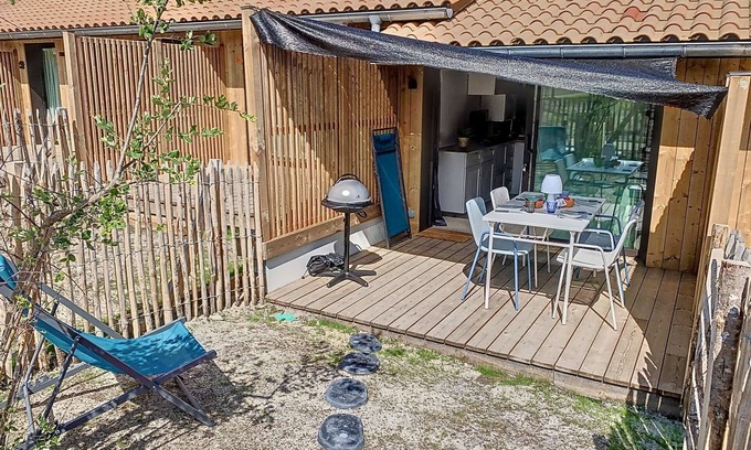 Vieux-Boucau-les-Bains Apartment | Nice flat by the lake in a residence with pool
