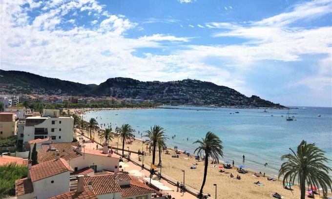 Roses Apartment | Nice flat with parking and swimming pool in Roses AV-53