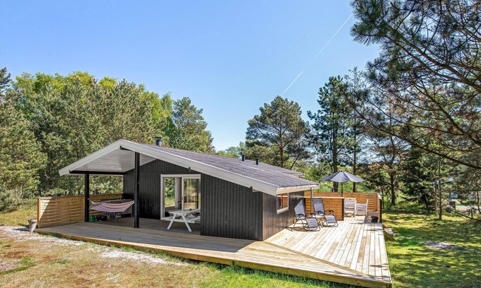 Oster Somarken House | Nice home in Aakirkeby with WiFi