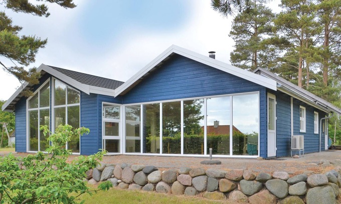 Øer Strand House | Nice home in Ebeltoft with WiFi