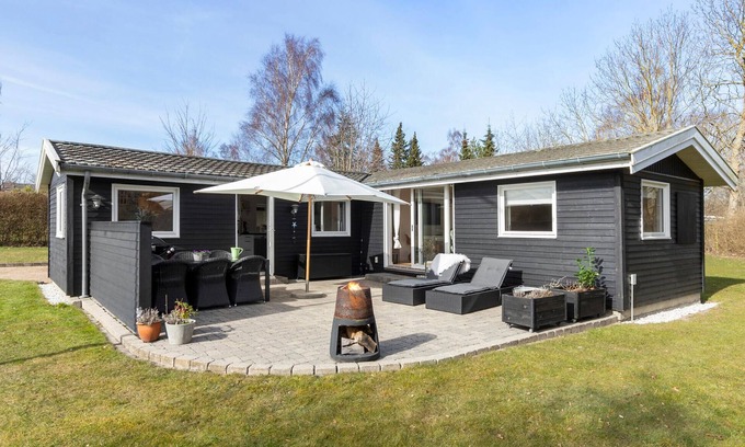 Udsholt House | Nice home in Græsted with WiFi