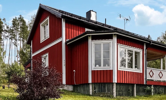 Hunge House | Nice home in Hunge with house sea view