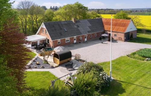 Sønder Felding House | Nice Home In Sønder Felding With Sauna