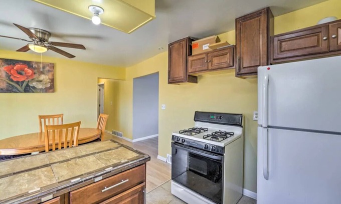 Inkster House | Nice house near DTW Airport