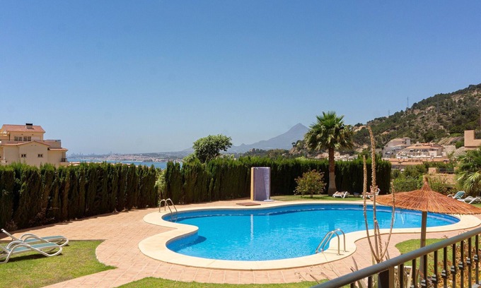 Pueblo Mascarat Apartment | Nice Mediterranean furnished apartment in Altea