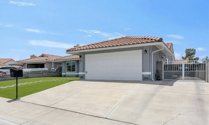 Henderson House | Nice property in a cul de sac community, 20 mins from the Vegas strip.