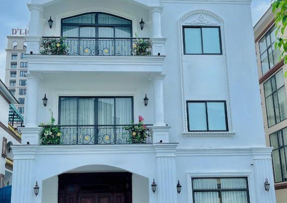 Bai Chay Villa | Nice Villa Venuestay