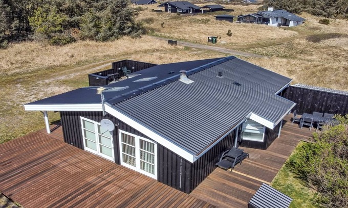 Hvorup Klit House | "Nienke" - 700m from the sea by Interhome