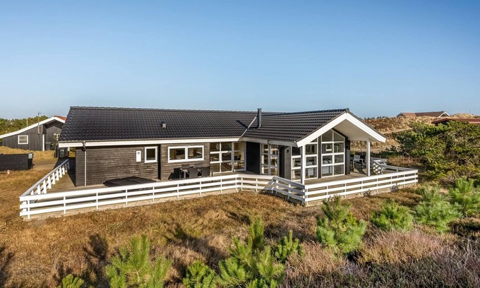 Bjerregaard House | "Niesina" - from the sea by Interhome