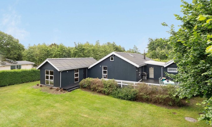 Ronbjerg House | "Nikoline" - 150m to the fjord by Interhome