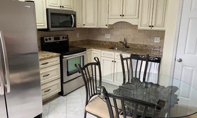 West Ocean City House | Ninas Place 3