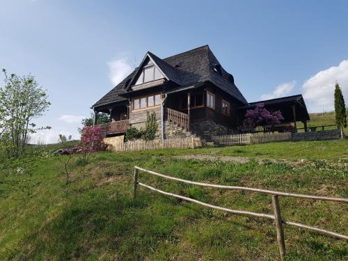 Poienile Izei House | Ninga Rai