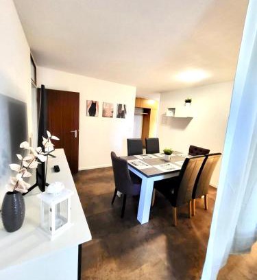 Freiberg am Neckar Apartment | nJoy! Comfort & Spacious - Balkon - gratis WLAN - perfekt für Work & Travel