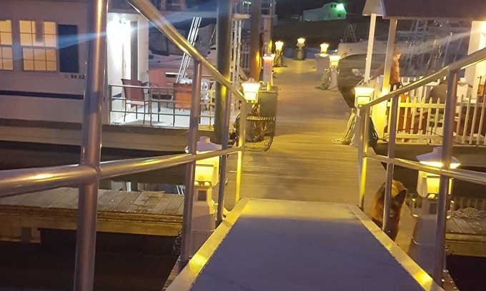 Poquoson Boat Rental | NO CHILDREN UNDER 5.. Smoking outside with doors and windows closed. No animals.