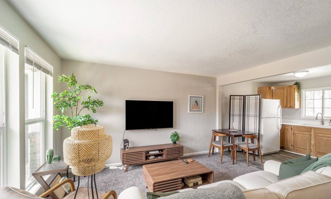 Aurora House | NO exta fees, Beautiful half duplex 3br, 2ba, w/gym, office and fenced in yard.