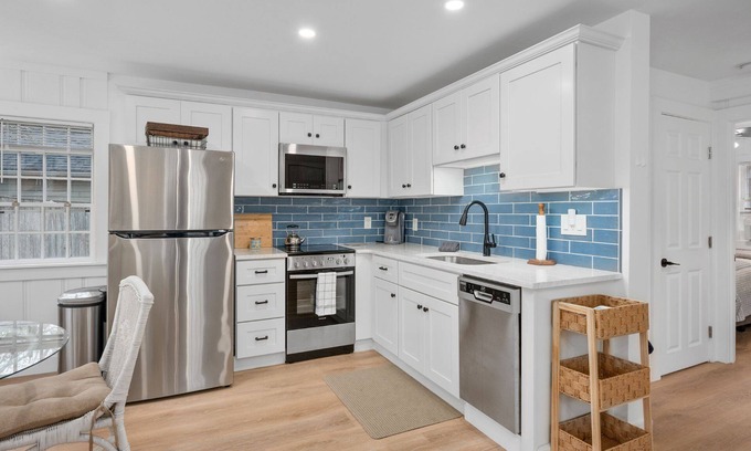 South Yarmouth Cottage | No Plans: Cozy Dog-Friendly Cape Cottage