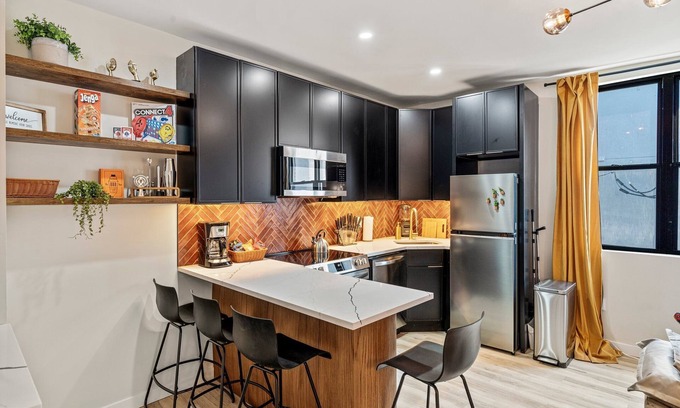 Northern Liberties Apartment | NoLibs l Fishtown l Gorgeous l 1BR