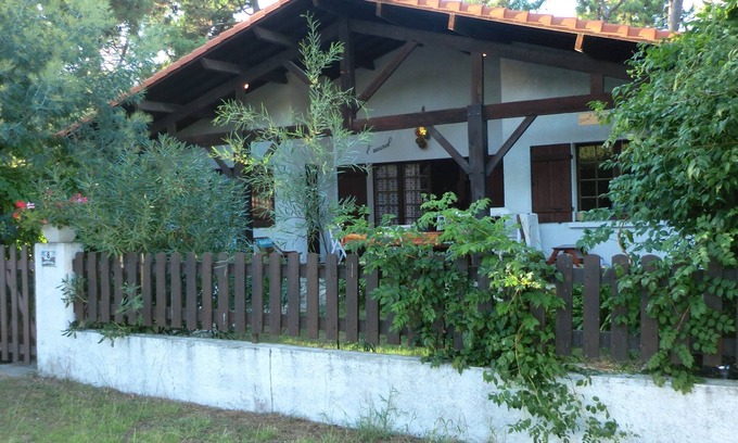 Cap-Ferret Apartment | Non-smoking apartment on the ground floor in a villa bordering the forest - pets welcome