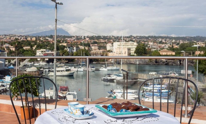 Ognina House | Nonna Maria's home