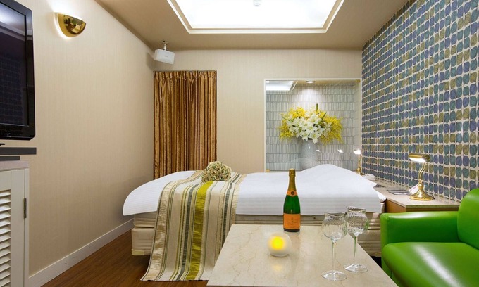 Nishinomiya Hotel | Nonsmoking Standard Room with bath and toilet/Nishinomiya Hyōgo