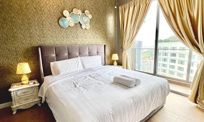 Malacca City Apartment | Nordic Style Premium Stay 2pax- Bathub/Build-view
