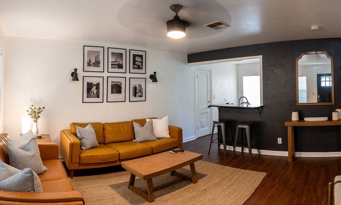 Norman House | Norman OU Football Getaway - Comfortable, Convenient, Quiet - Newly Updated!